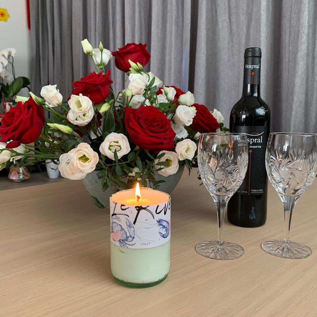 The River candle